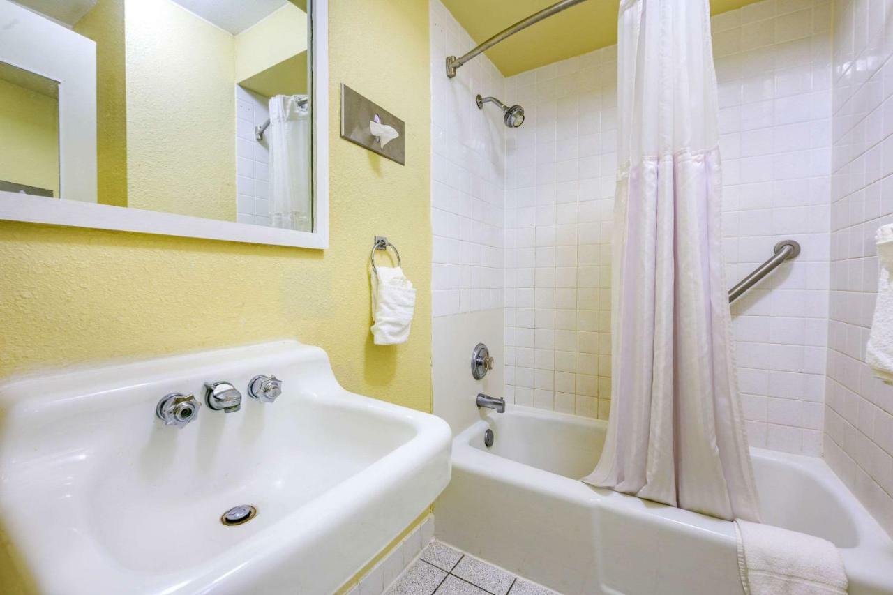 Aire Hotel Lebanon Hershey المظهر الخارجي الصورة